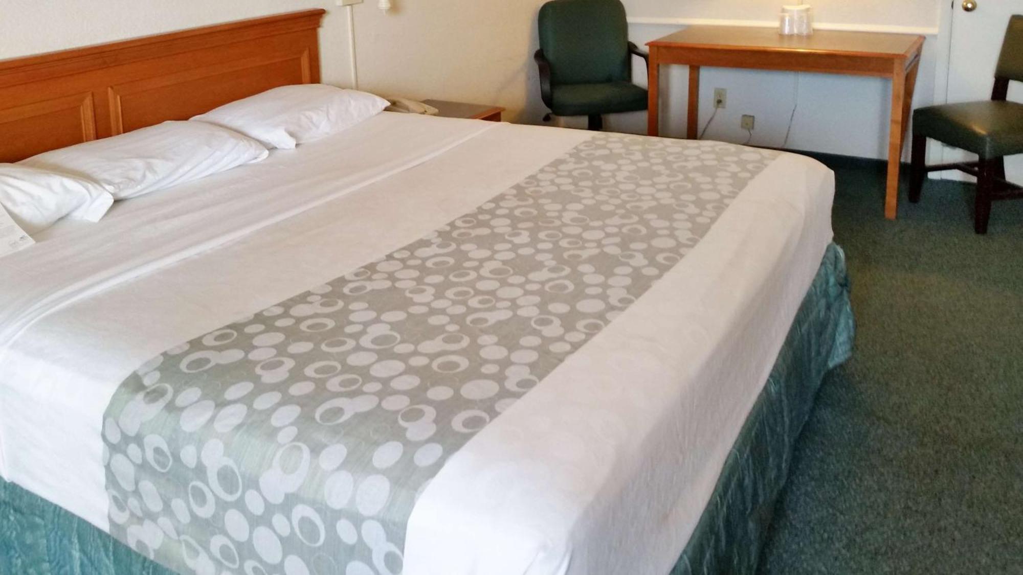Motel 6-Monroe, La ภายนอก รูปภาพ